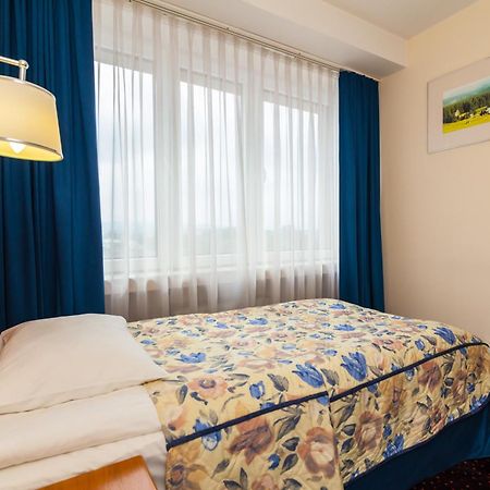 Hotel Beskid Nowy Sącz Rom bilde